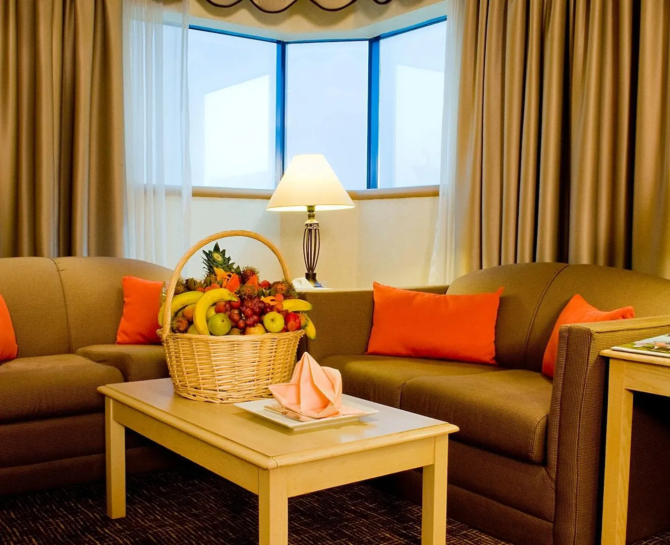 Novel Hotel City Center Abu Dhabi 4*,