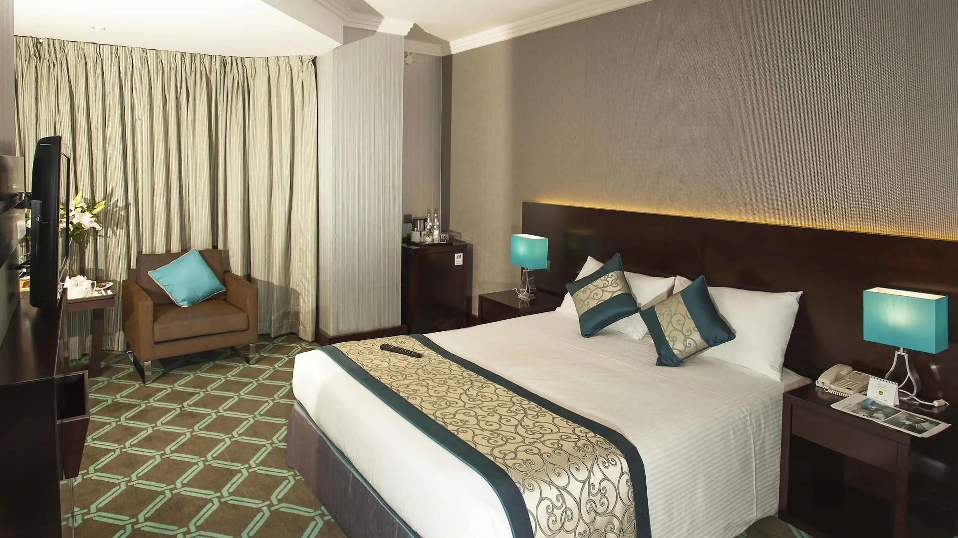 אבו דאבי Novel Hotel City Center  אבו דאבי