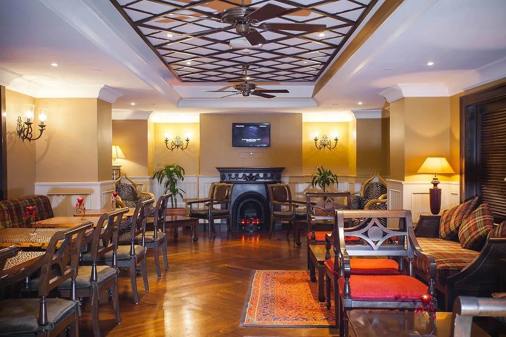 אבו דאבי Novel Hotel City Center 4*, אבו דאבי איחוד האמירויות הערביות