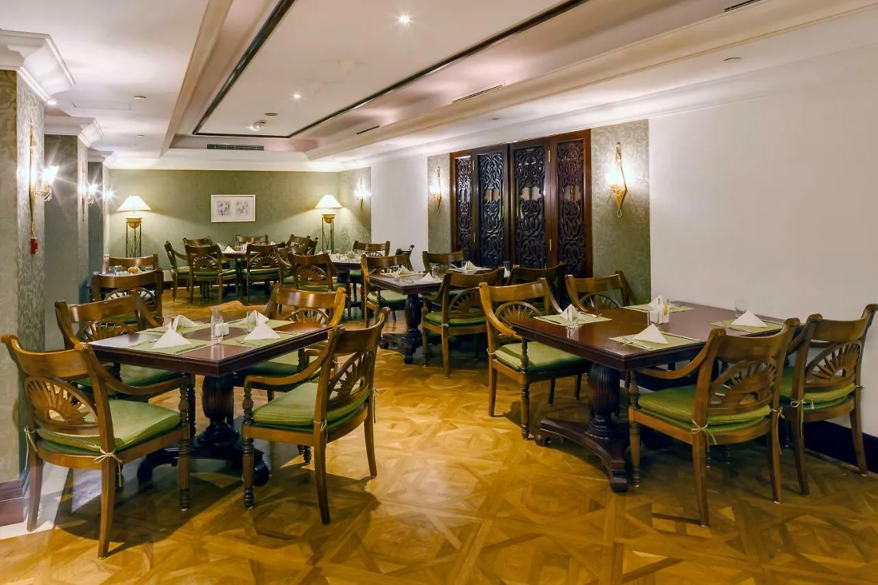 אבו דאבי Novel Hotel City Center איחוד האמירויות הערביות
