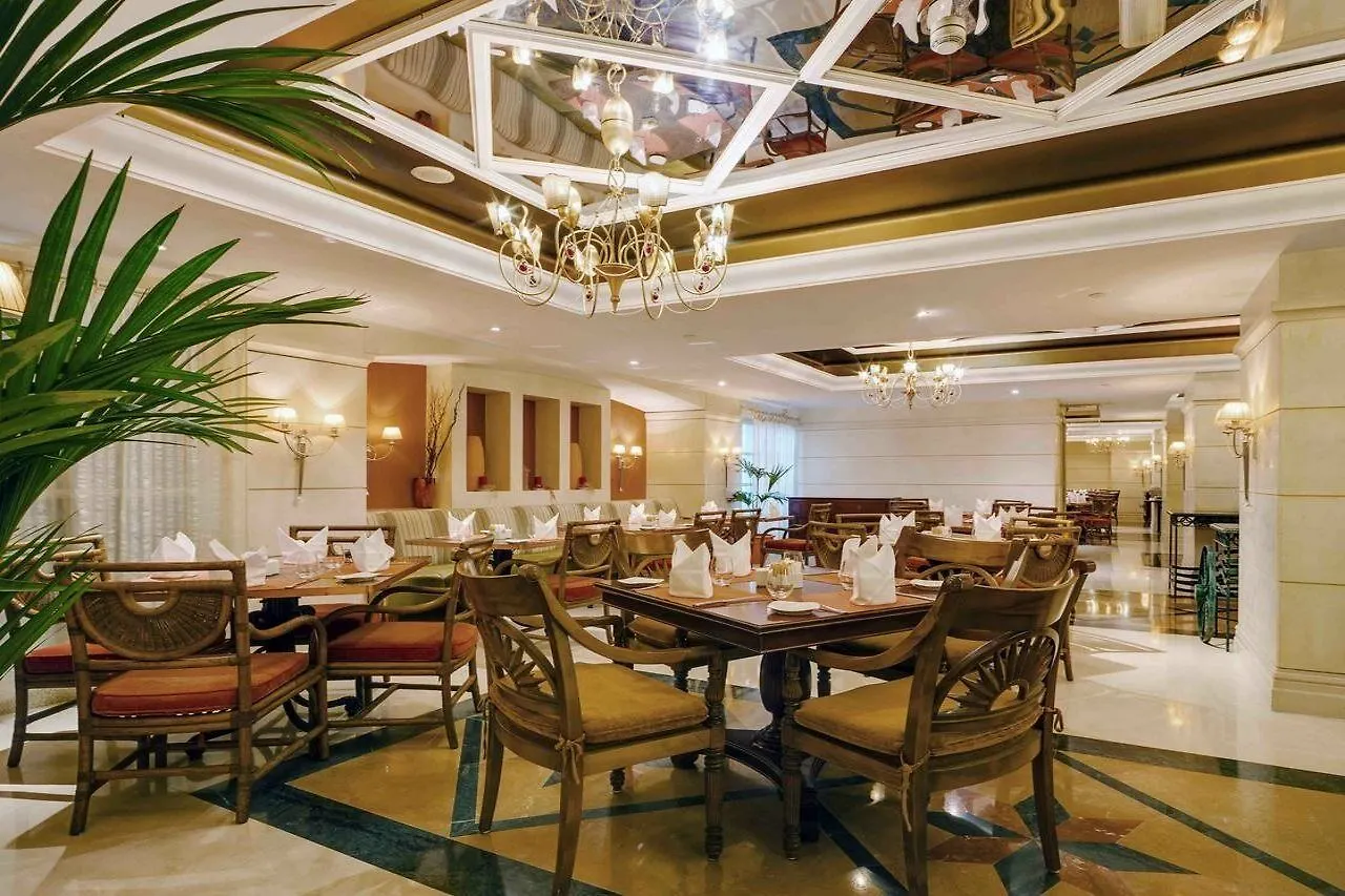 אבו דאבי Novel Hotel City Center  אבו דאבי